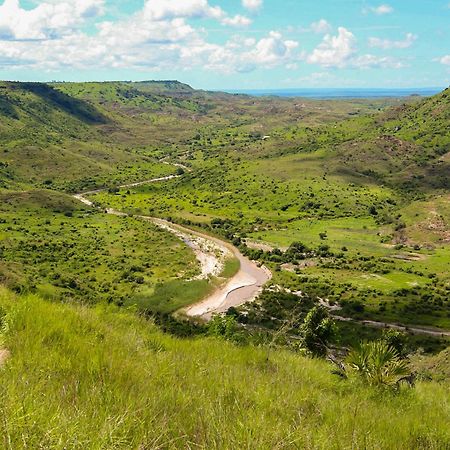 La Maison D'Hote De La Foret Retrouvee Mahajanga Esterno foto
